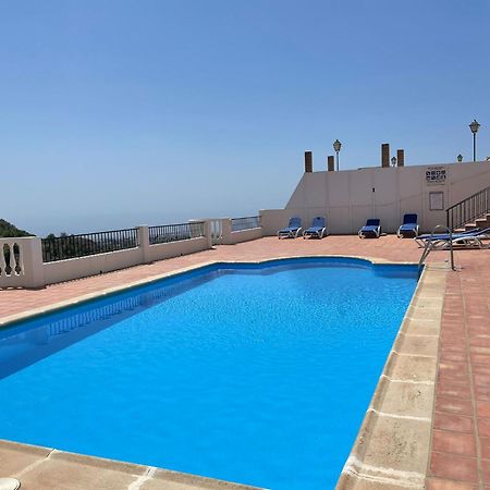 Precioso Apartamento De Dos Plantas Con Vistas Frigiliana Extérieur photo