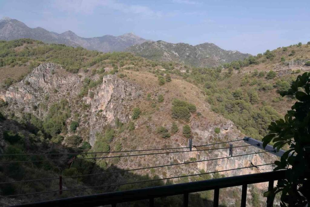 Precioso Apartamento De Dos Plantas Con Vistas Frigiliana Extérieur photo