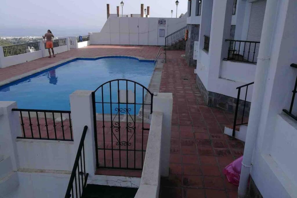Precioso Apartamento De Dos Plantas Con Vistas Frigiliana Extérieur photo
